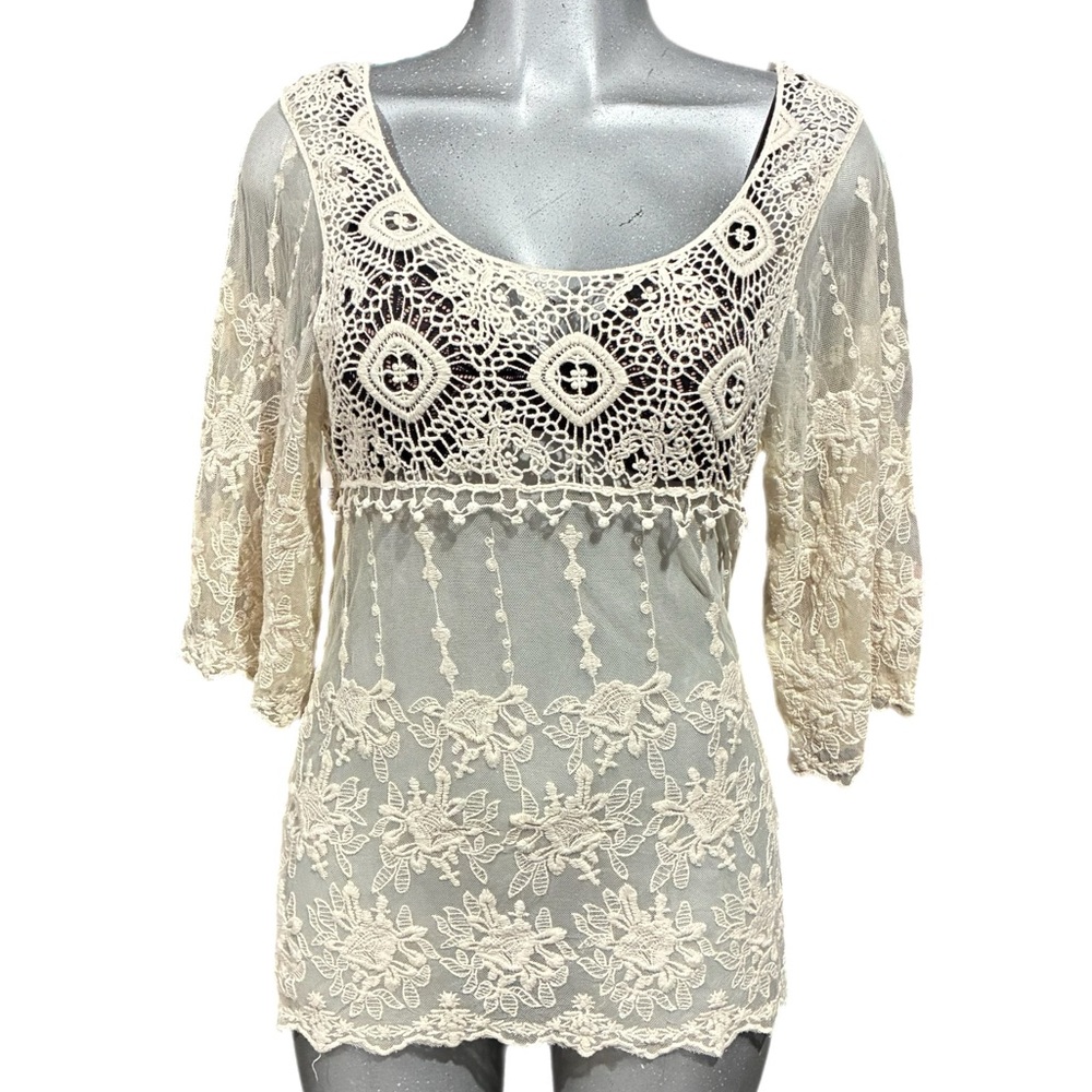 Body Central Lace Crochet Blouse Top Romantic Bohemian 100% Cotton Peasant Sz M